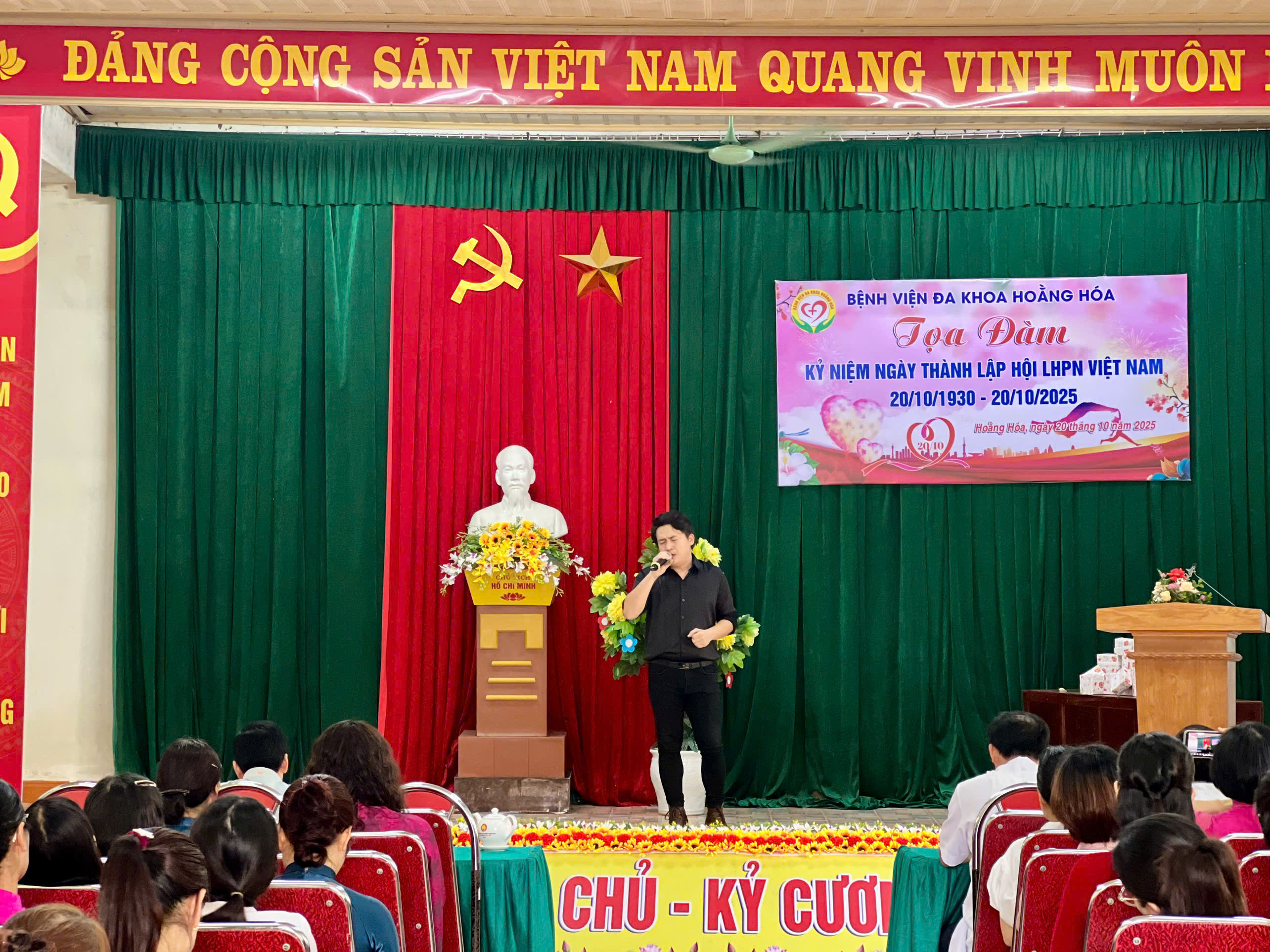 gen-h-t&agrave;i h&aacute;t.jpg